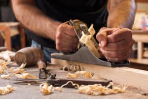 Jobs Berlin Tischler bei Holzarbeiten und Innenausbau in Berlin