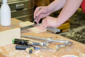 Tischler Berlin Job bei Holzarbeiten und Innenausbau in Berlin